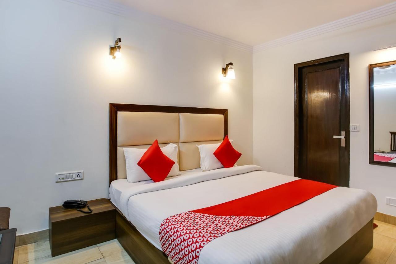 Oyo Hotel New Geetanjali Near Gautam Buddha Park Лакхнау Екстер'єр фото