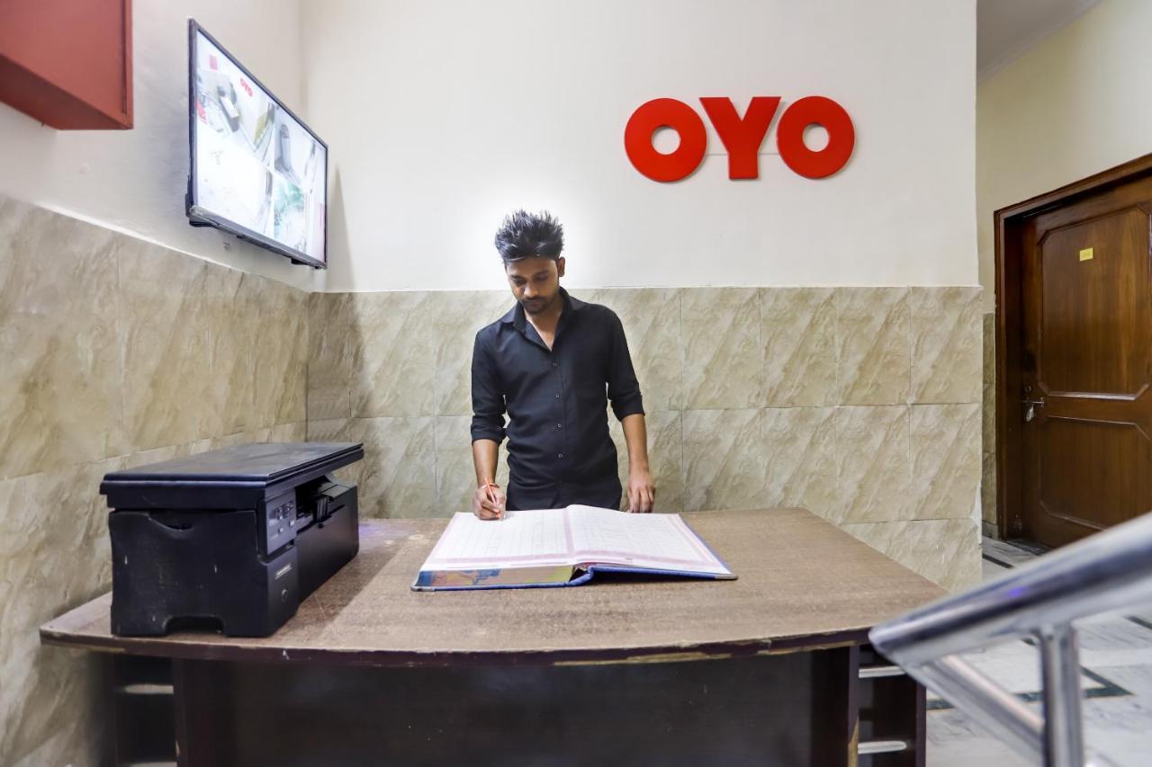 Oyo Hotel New Geetanjali Near Gautam Buddha Park Лакхнау Екстер'єр фото